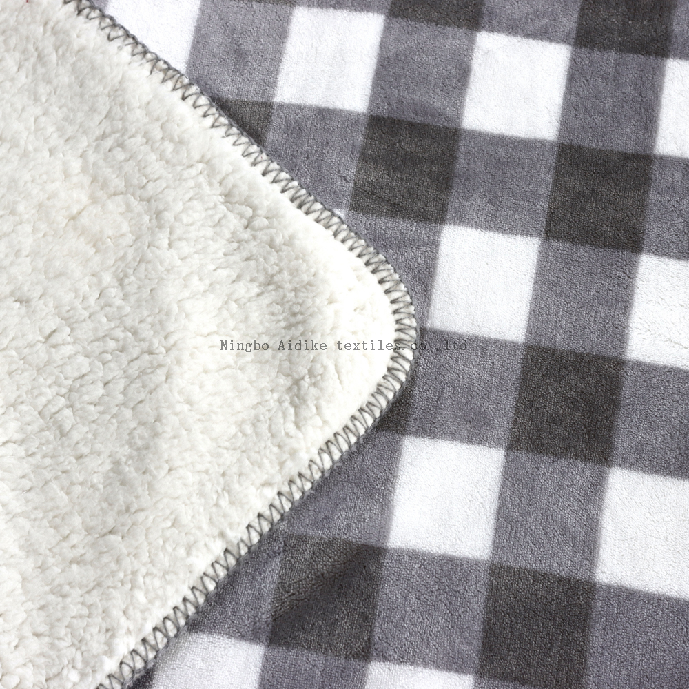 200cm*220cm White and Black Plaid Double Layers Flannel Blanket 