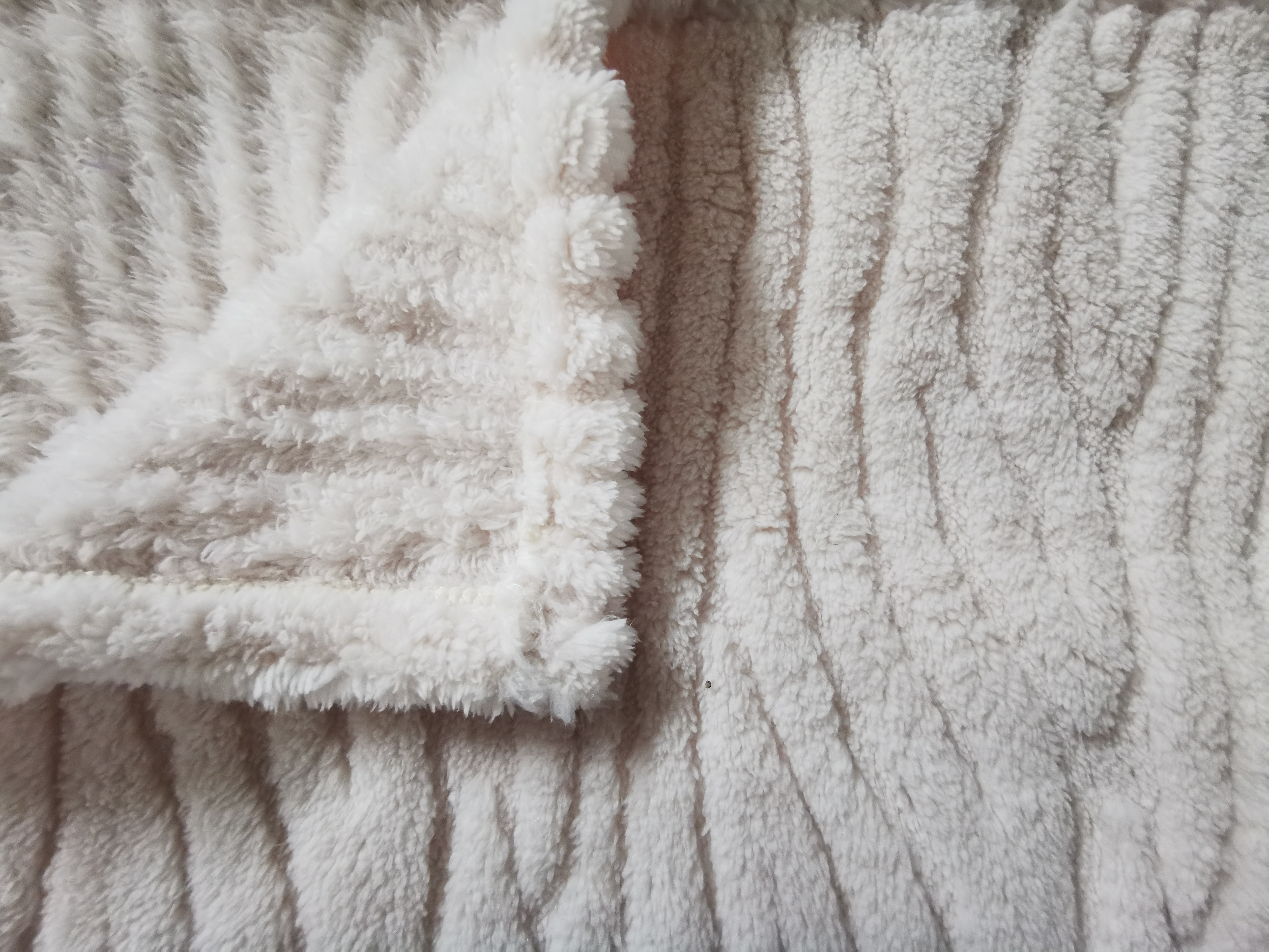 Fashion Jacquard Single Side 100% Polyster Warm Blanket 50*60 Inch Throw Sherpa Fleece Blanket