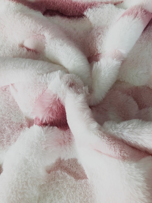 100% Polyester Fake Rabbit Fur Blanket-LINDA-ADK