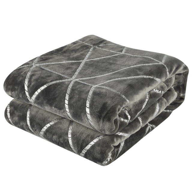 Fancy pattern new design custom logo foil print flannel fleece comforter hot silver gold stamping throw blanket