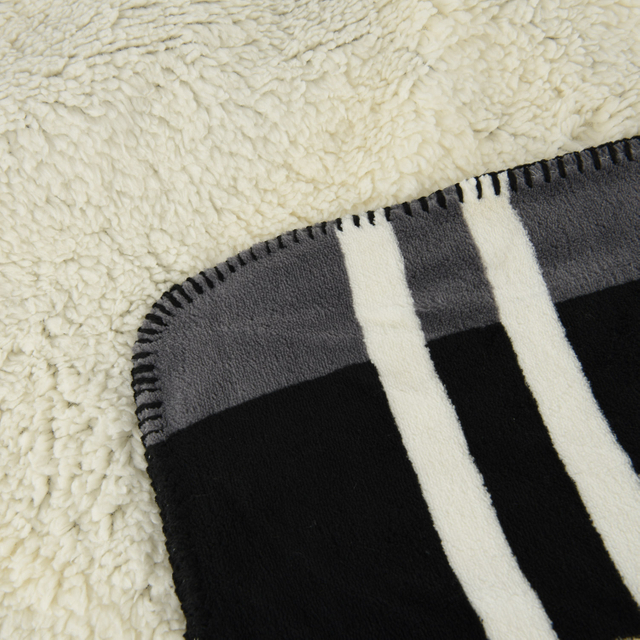 Thickened double layer flannel plaid printed blanket warm blanket